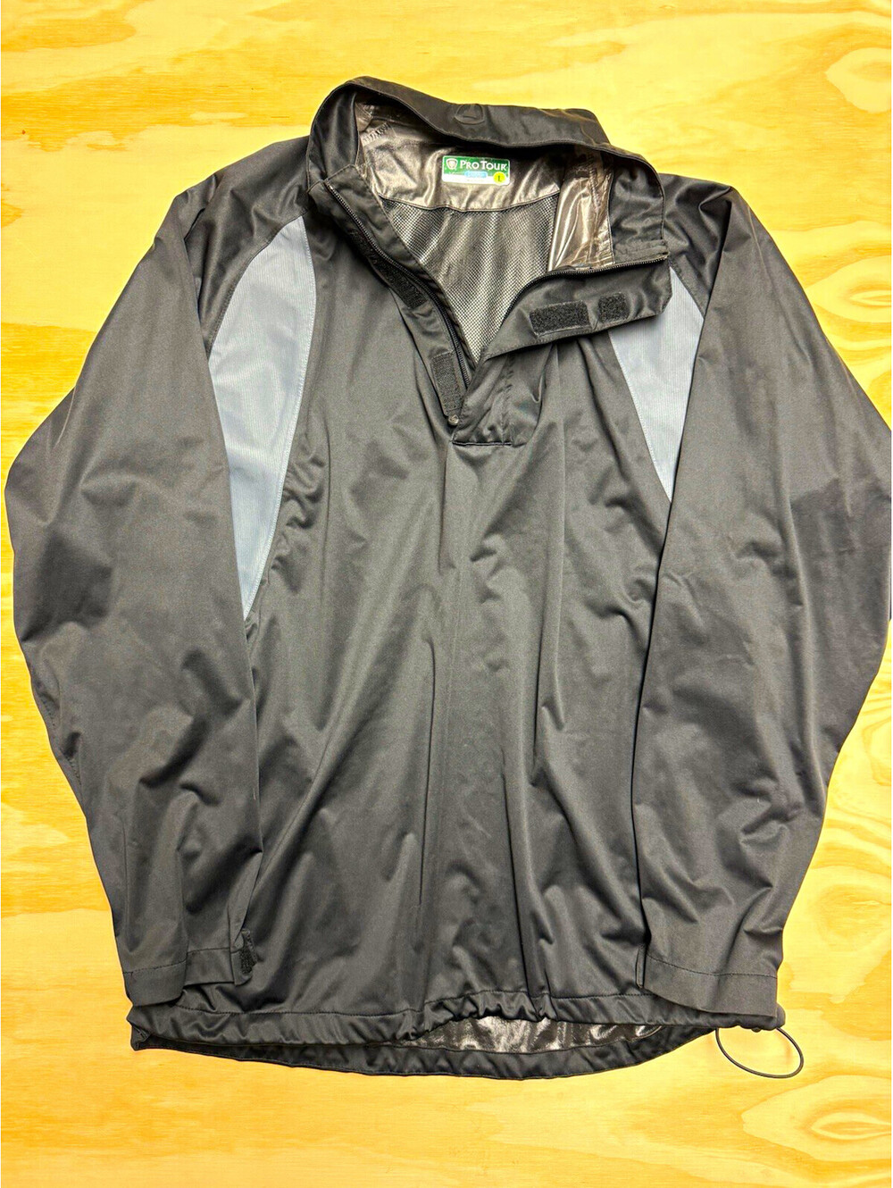 Pro Tour Coolplay Men’s L Black Gray 1/4 Zip Windbreaker Lightweight Breathable